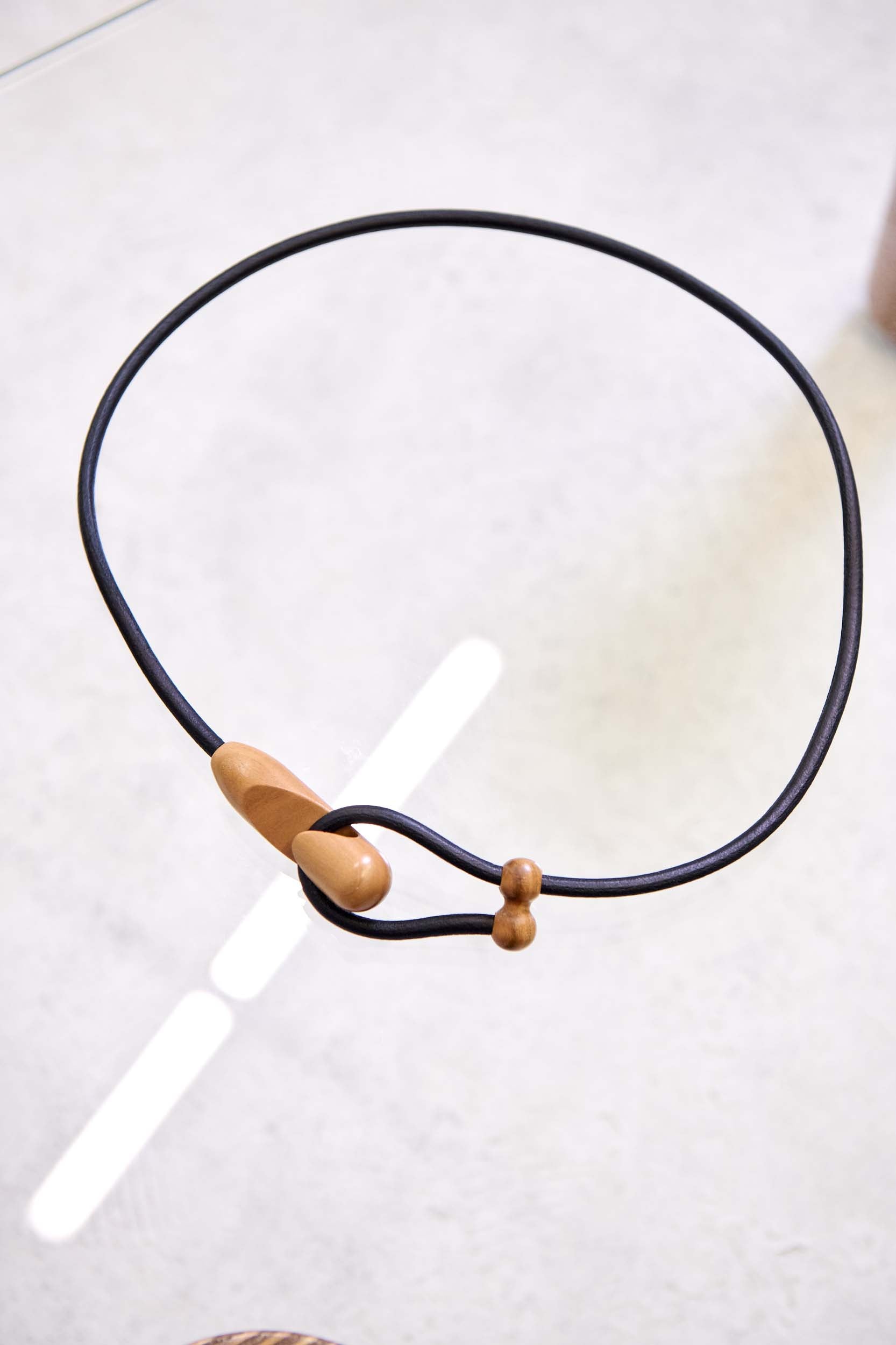 #color_Black Leather