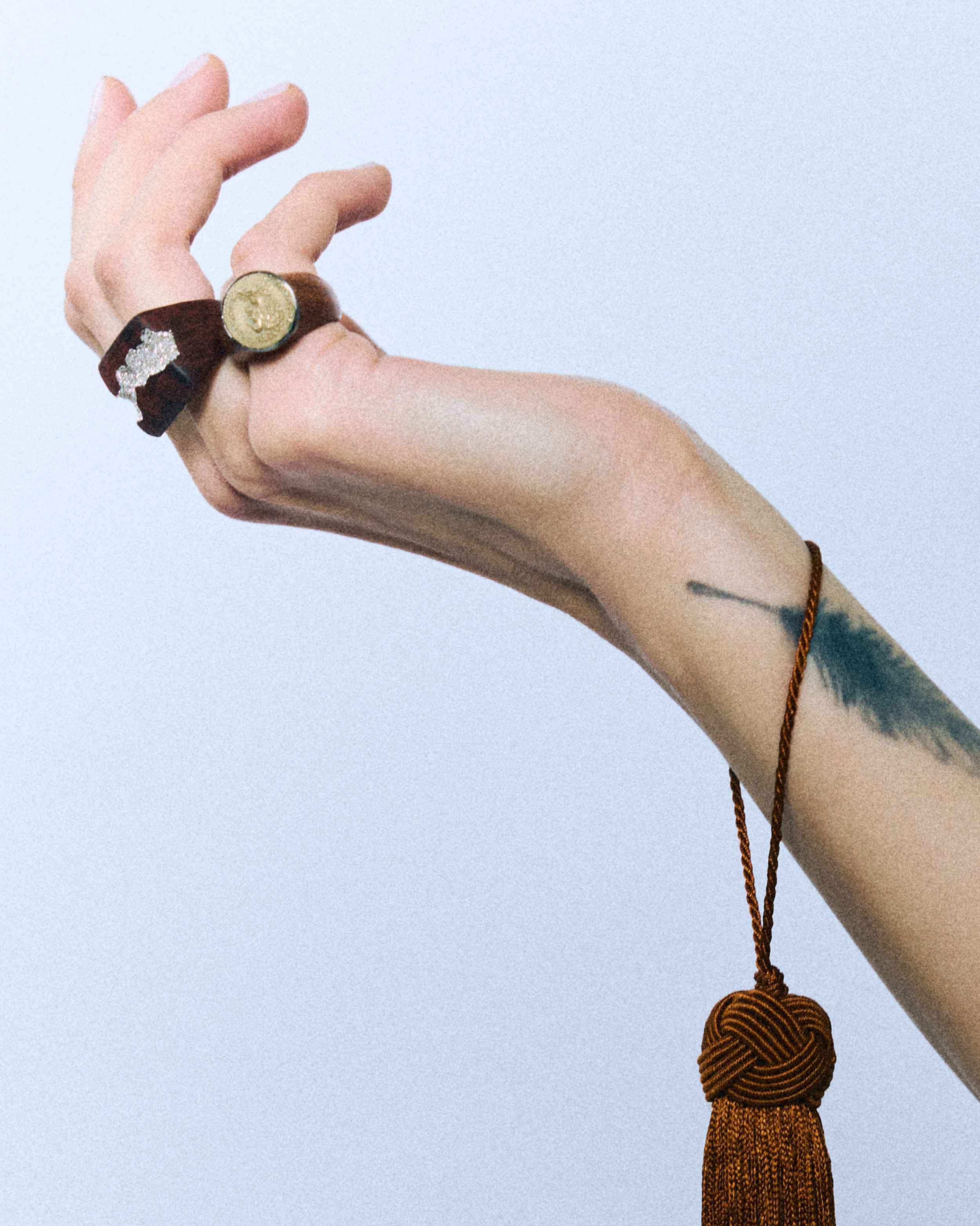 Ring / Rosewood / Diamond Dust