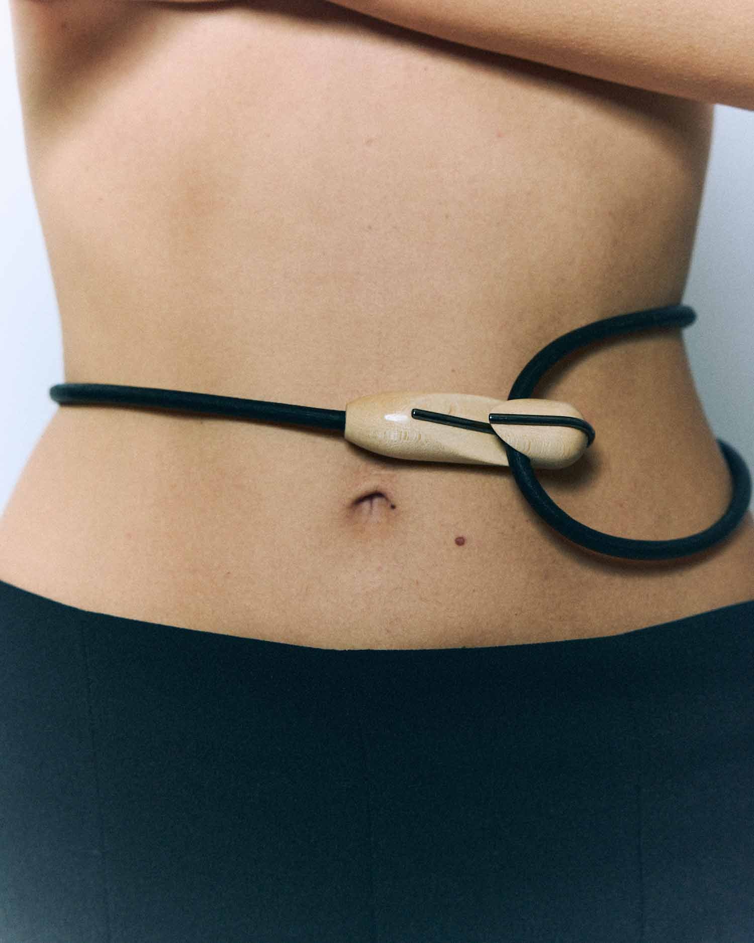 Gancio Belt / Maple Wood / Rhodium