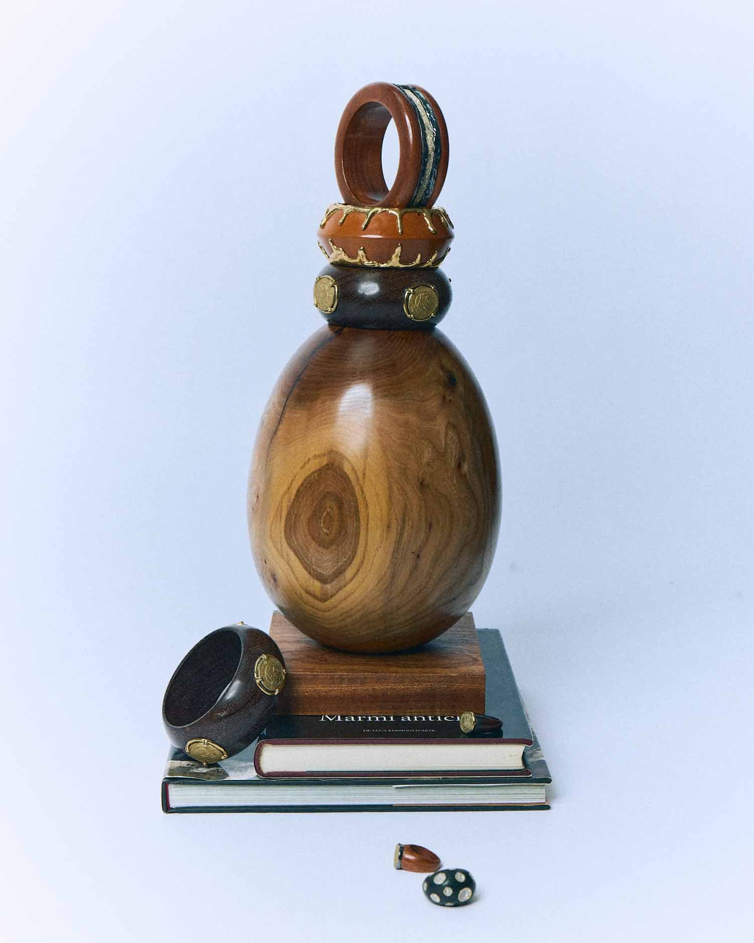 Ring / Ebony Wood / Circular Diamond Dust