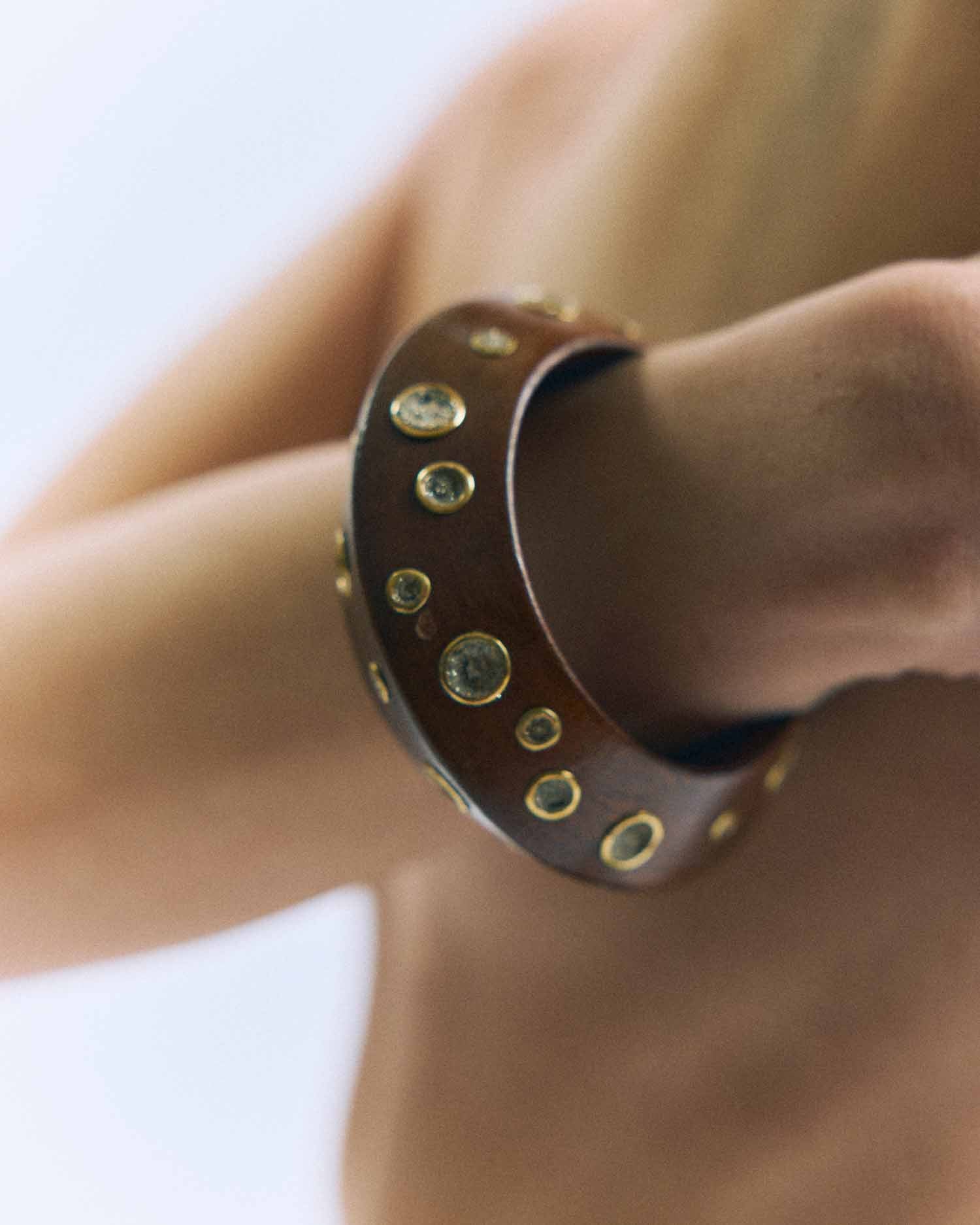 Bangle / Vintage Mahogany Wood / Diamond Dust