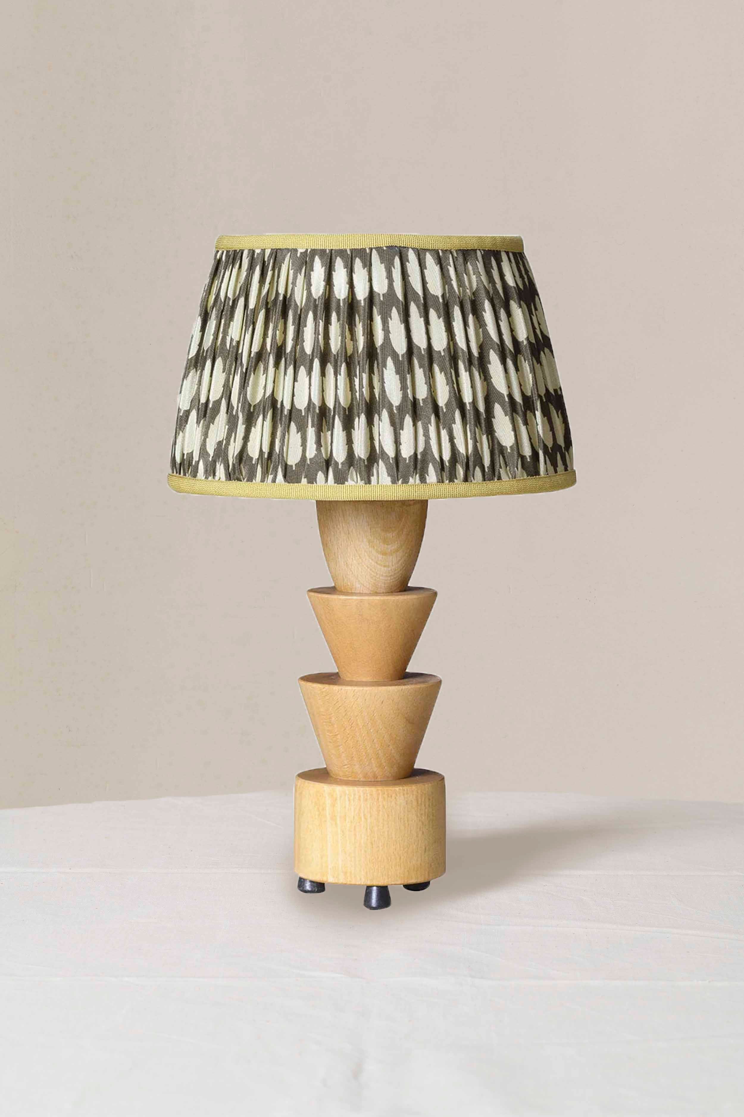 "Palmetta" Lamp