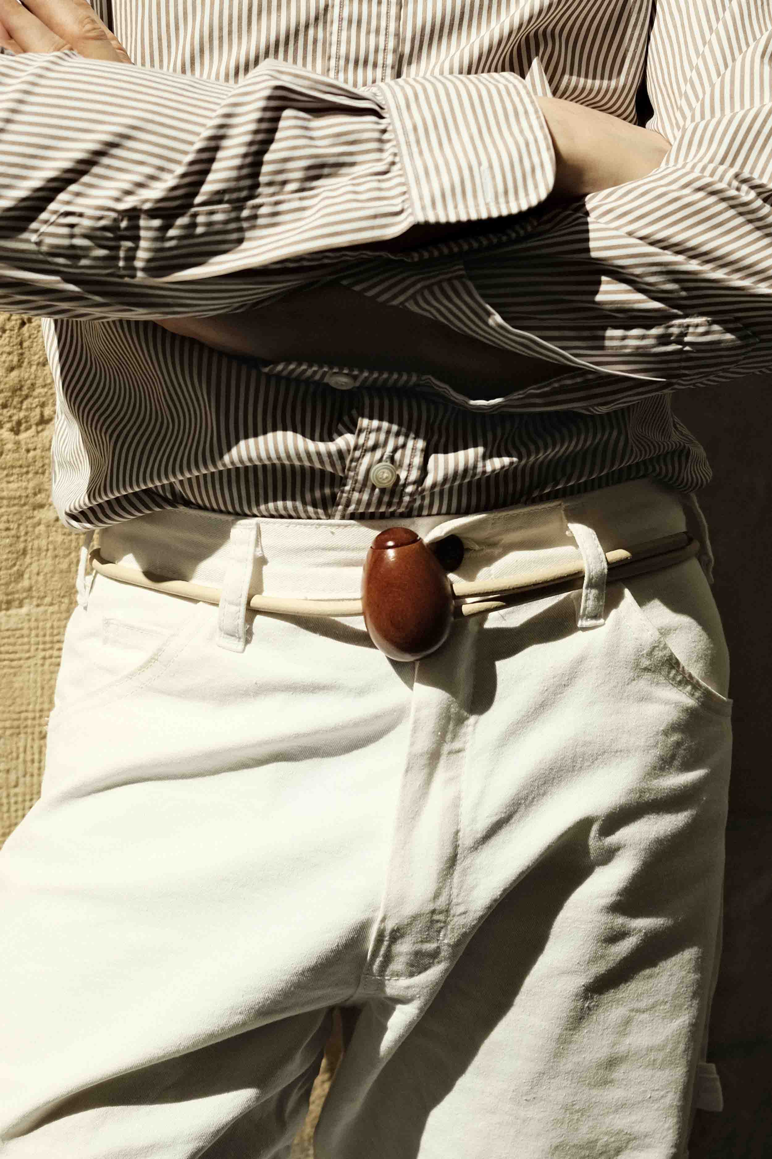 Uovo Belt / Mahogany Wood / Beige Leather